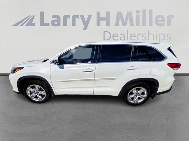 used 2019 Toyota Highlander car, priced at $34,996