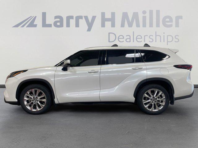 used 2024 Toyota Highlander car, priced at $47,592