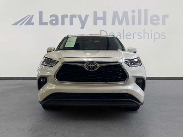 used 2024 Toyota Highlander car, priced at $47,592