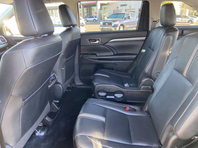 used 2018 Toyota Highlander car, priced at $22,994