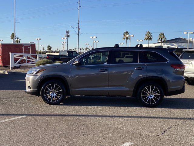 used 2018 Toyota Highlander car, priced at $22,994