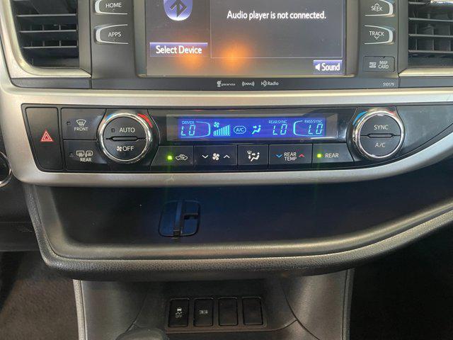 used 2018 Toyota Highlander car, priced at $21,455