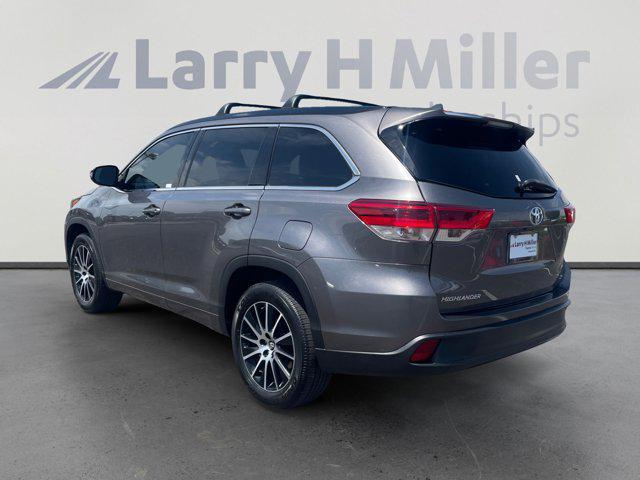 used 2018 Toyota Highlander car, priced at $21,455