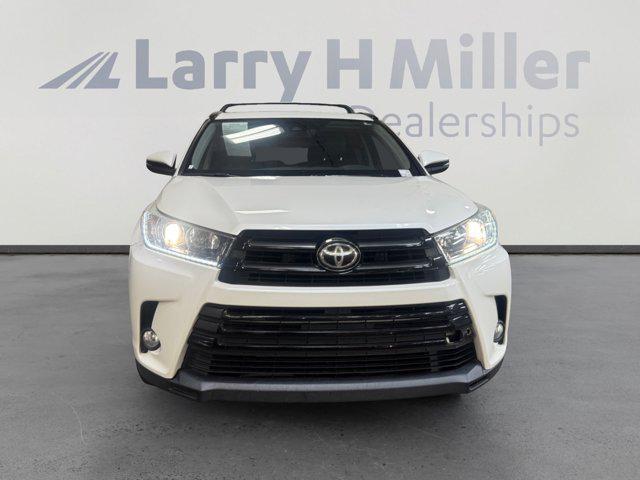used 2018 Toyota Highlander car, priced at $25,996