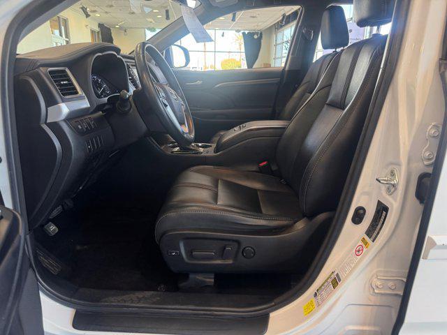 used 2018 Toyota Highlander car, priced at $25,996