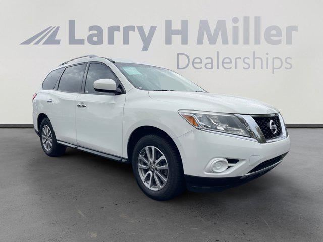 used 2013 Nissan Pathfinder car, priced at $7,887