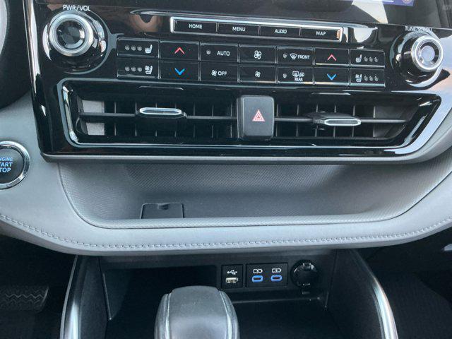 used 2022 Toyota Highlander car, priced at $40,996