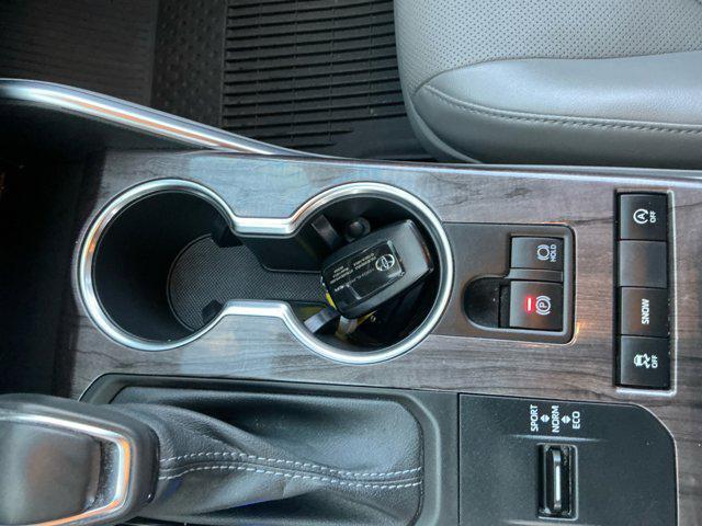 used 2022 Toyota Highlander car, priced at $40,996