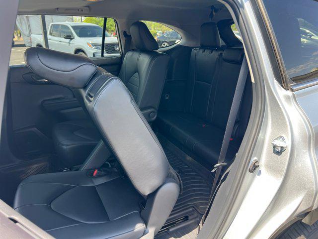 used 2024 Toyota Highlander car, priced at $41,472