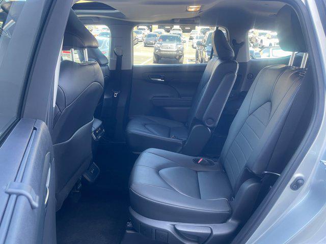 used 2024 Toyota Highlander car, priced at $49,996