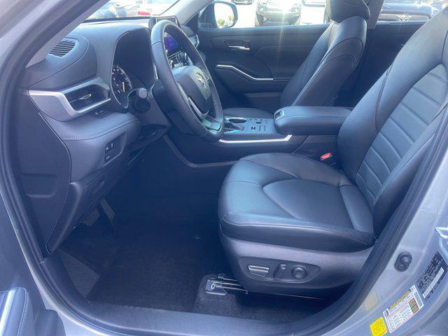 used 2024 Toyota Highlander car, priced at $49,996