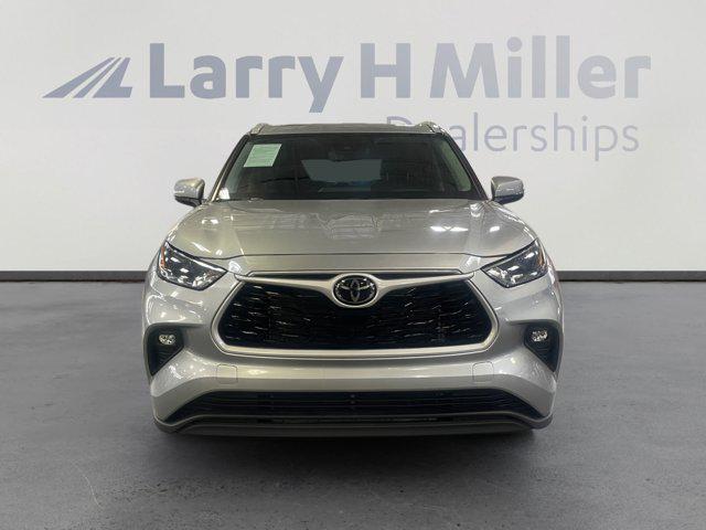 used 2024 Toyota Highlander car, priced at $49,996