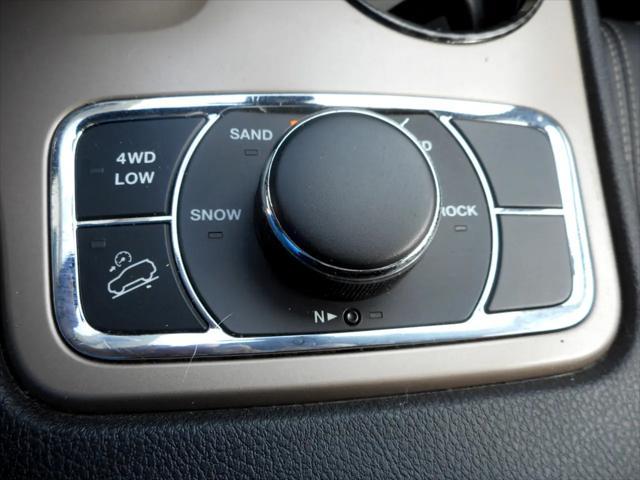 used 2014 Jeep Grand Cherokee car, priced at $10,995