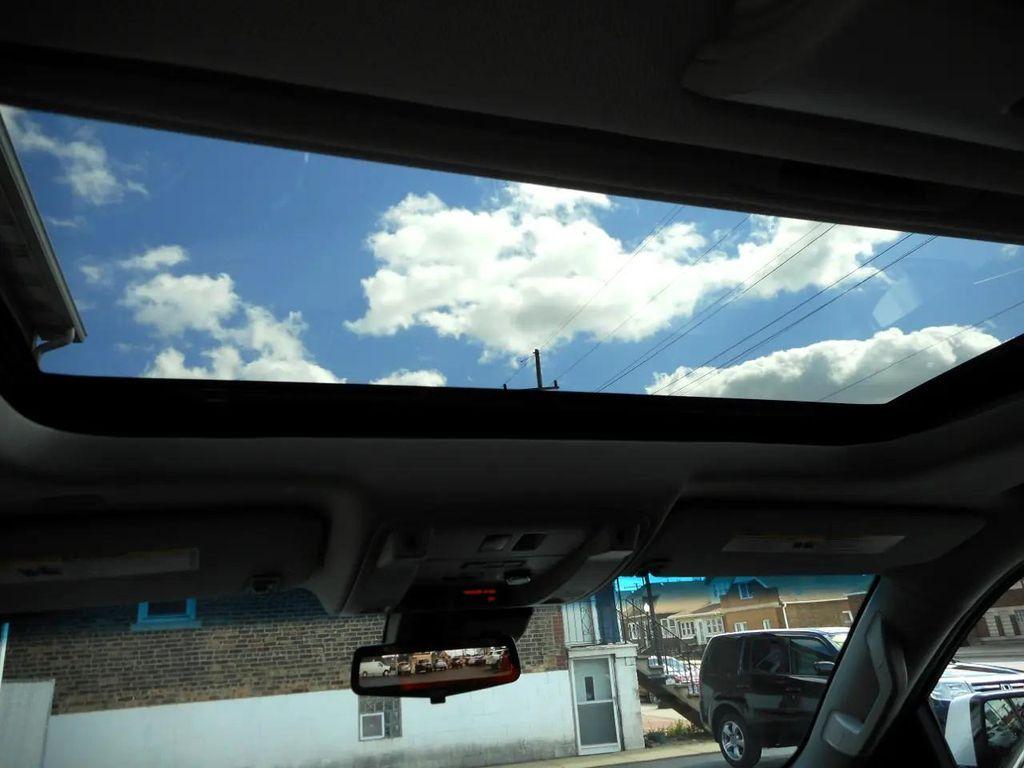 used 2017 Cadillac Escalade ESV car, priced at $18,995