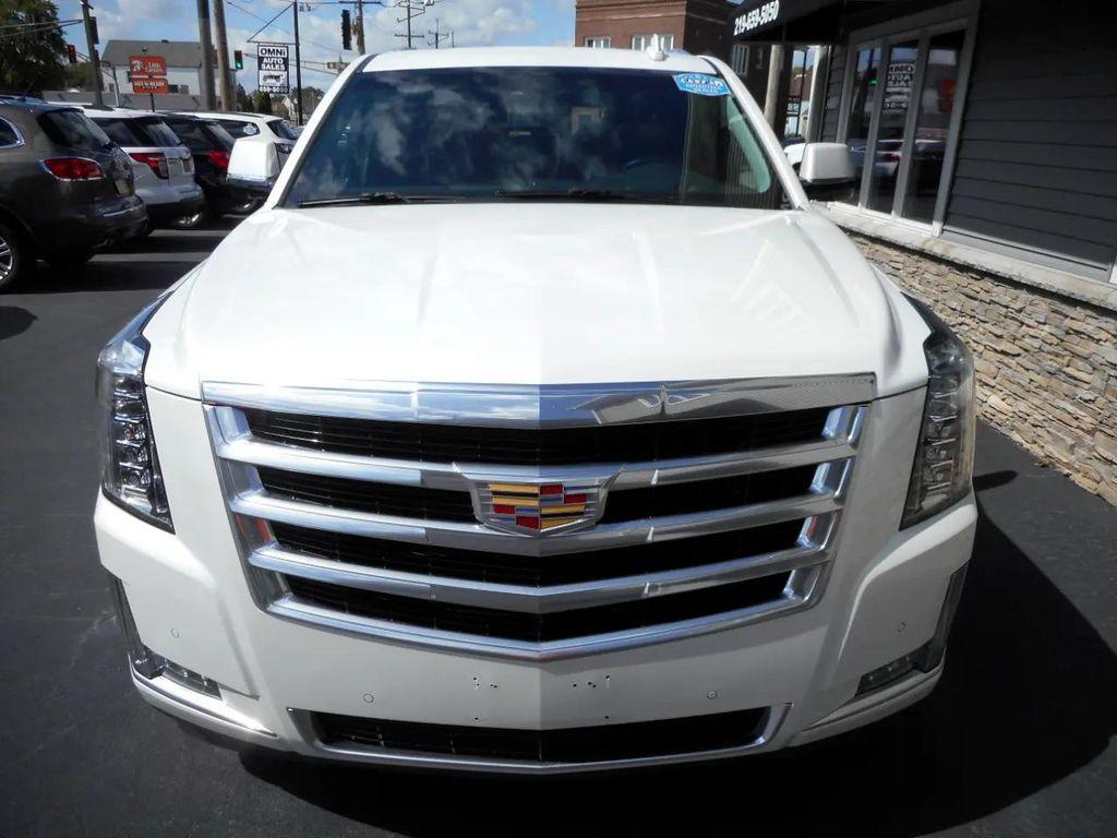 used 2017 Cadillac Escalade ESV car, priced at $18,995