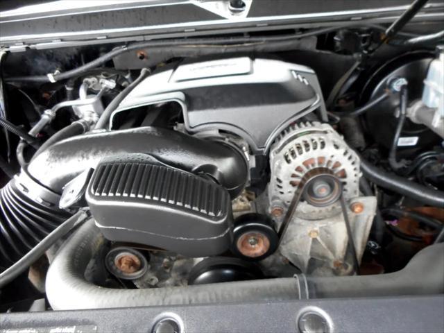 used 2011 Chevrolet Avalanche car, priced at $11,995