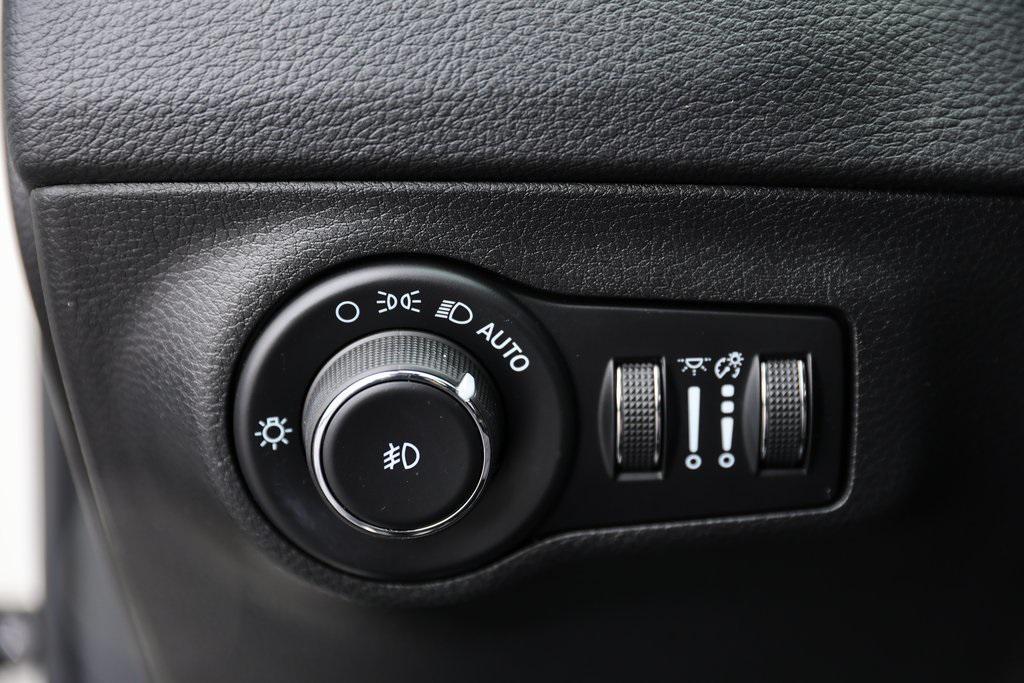 used 2021 Jeep Compass car, priced at $15,997