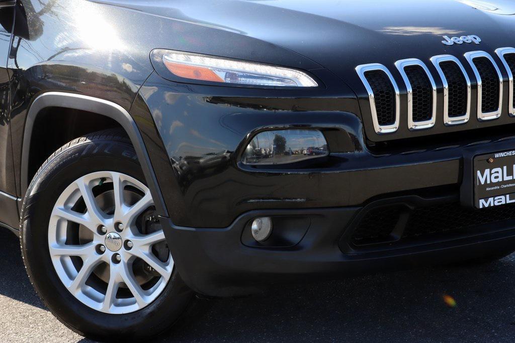 used 2016 Jeep Cherokee car, priced at $9,137