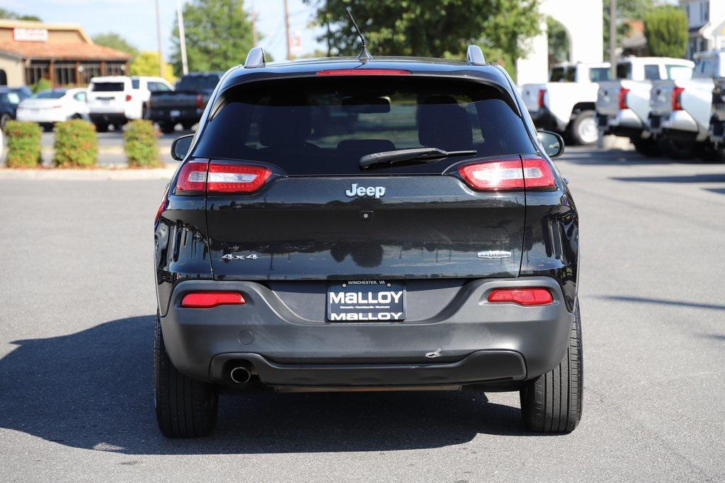 used 2016 Jeep Cherokee car, priced at $9,137