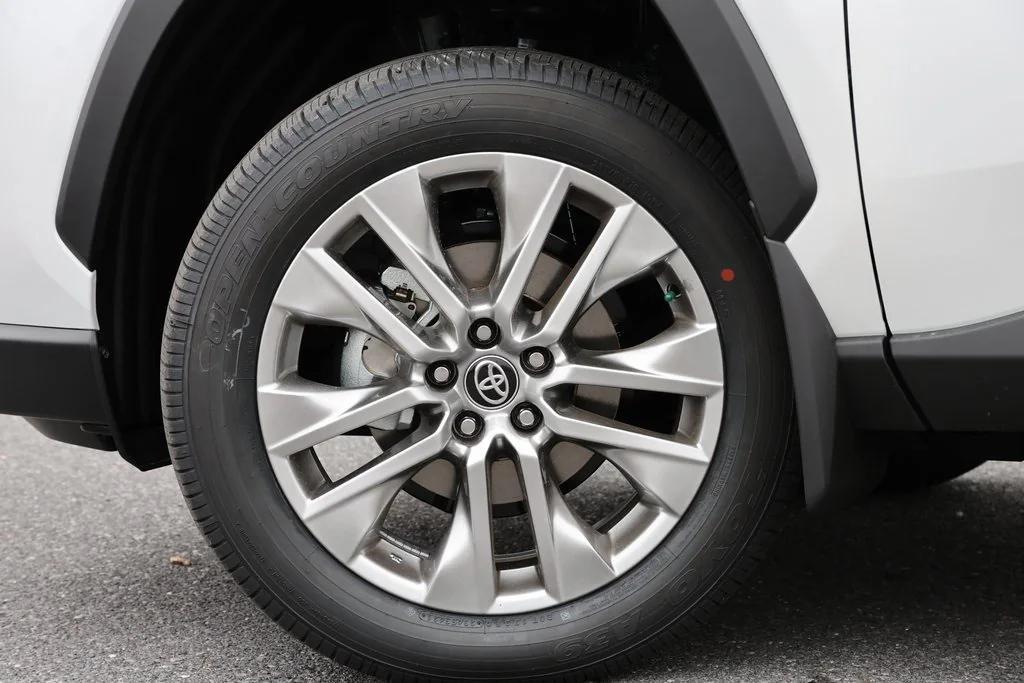 new 2025 Toyota RAV4 car, priced at $38,920