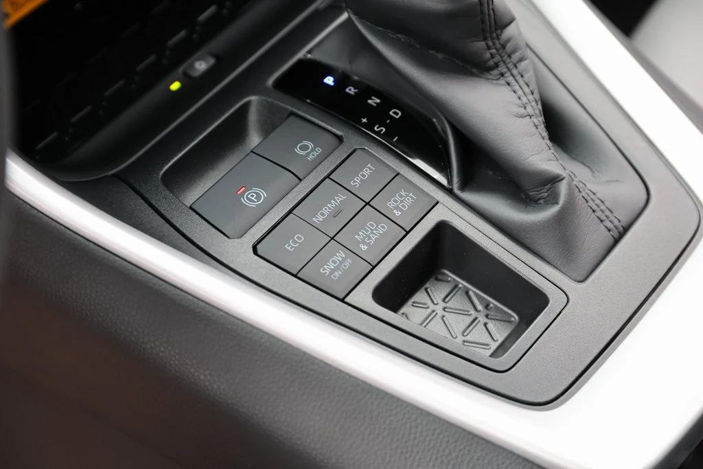 new 2025 Toyota RAV4 car, priced at $38,920