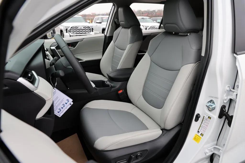 new 2025 Toyota RAV4 car, priced at $38,920