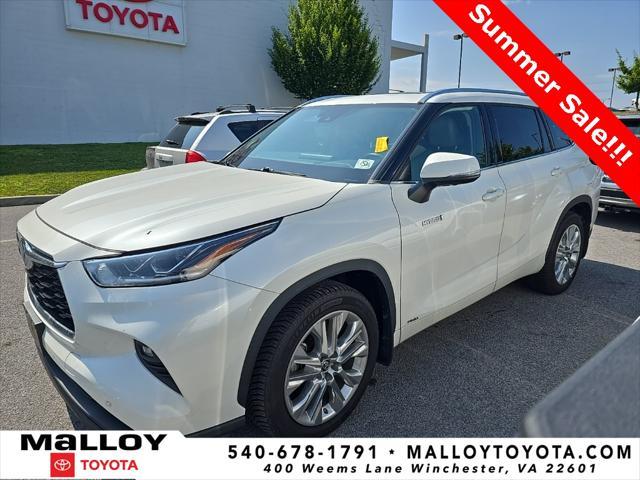 used 2021 Toyota Highlander Hybrid car, priced at $37,997