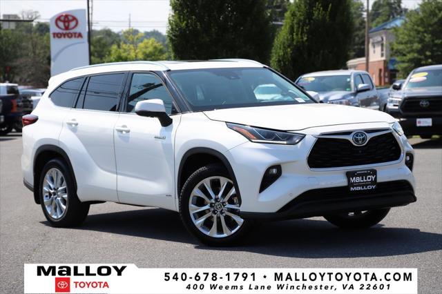used 2021 Toyota Highlander Hybrid car, priced at $37,997