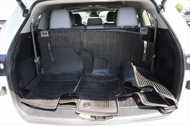 used 2021 Toyota Highlander Hybrid car, priced at $37,997