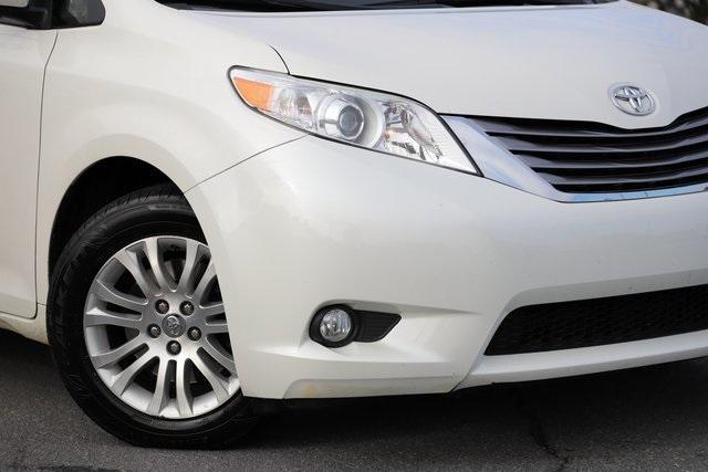 used 2017 Toyota Sienna car, priced at $14,747