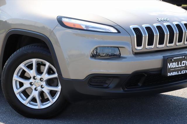 used 2017 Jeep Cherokee car, priced at $12,897