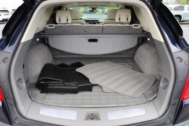 used 2017 Cadillac XT5 car, priced at $17,437