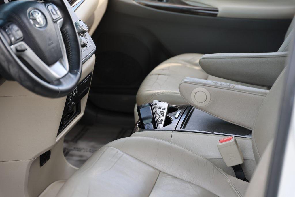 used 2016 Toyota Sienna car, priced at $13,297