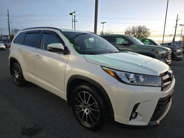 used 2017 Toyota Highlander car, priced at $15,247