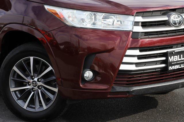 used 2019 Toyota Highlander car, priced at $29,957