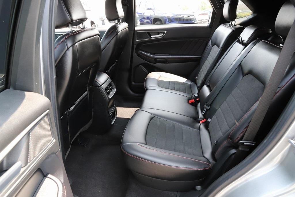 used 2022 Ford Edge car, priced at $30,997