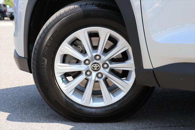 used 2024 Toyota Grand Highlander car, priced at $46,897