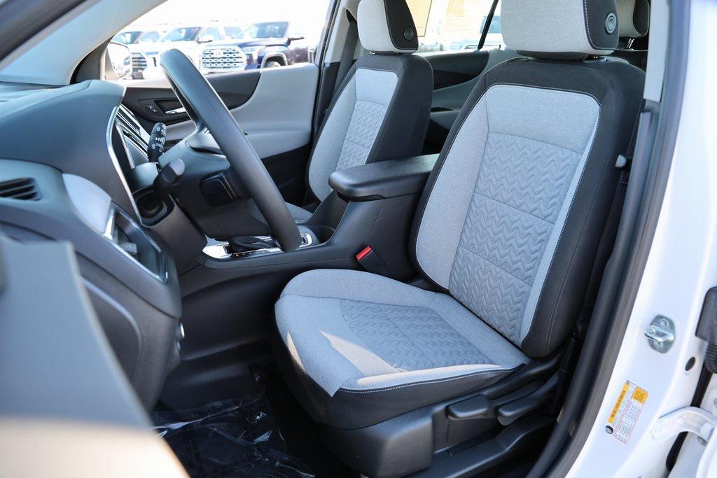 used 2024 Chevrolet Equinox car, priced at $21,387