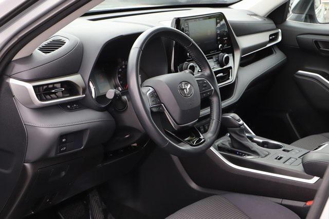 used 2021 Toyota Highlander car, priced at $30,297