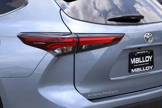 used 2024 Toyota Highlander car, priced at $43,887