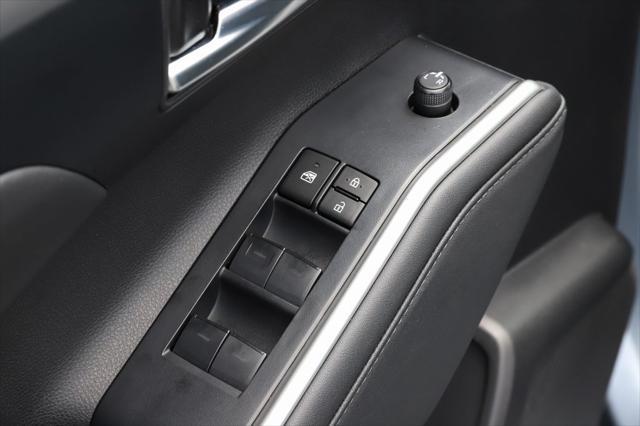 used 2024 Toyota Highlander car, priced at $43,887