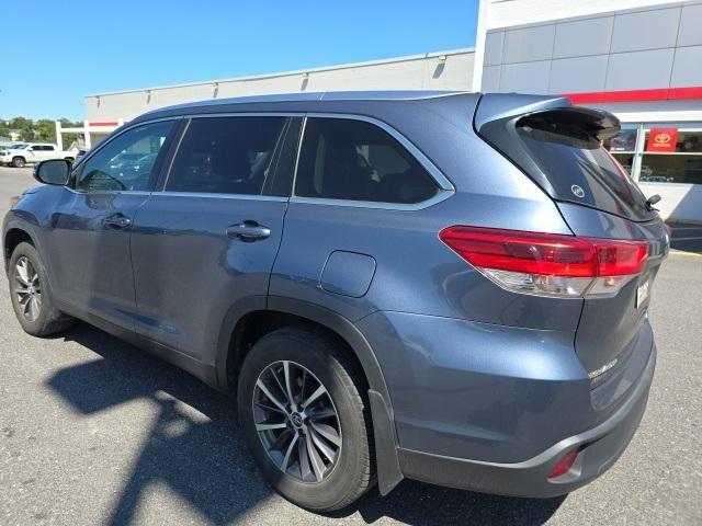 used 2019 Toyota Highlander car, priced at $28,747