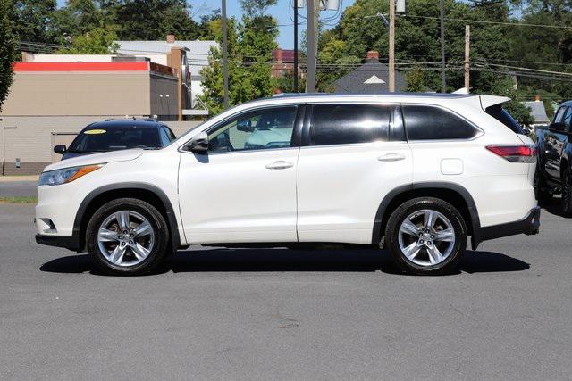 used 2015 Toyota Highlander car, priced at $14,497