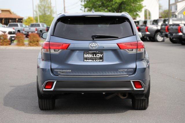 used 2018 Toyota Highlander car, priced at $27,597