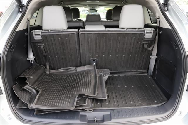 used 2024 Toyota Highlander car, priced at $46,797
