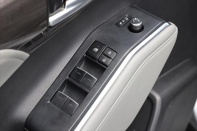 used 2024 Toyota Highlander car, priced at $46,797