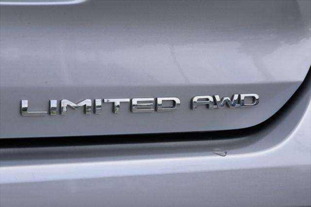 used 2024 Toyota Highlander car, priced at $46,797