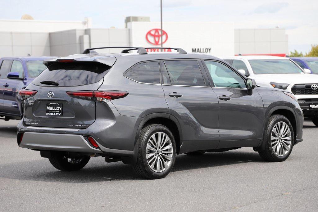 used 2024 Toyota Highlander car, priced at $51,497