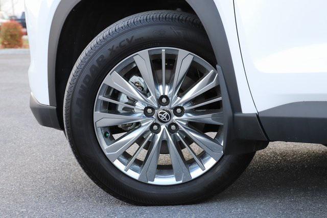 used 2024 Toyota Grand Highlander car, priced at $54,997
