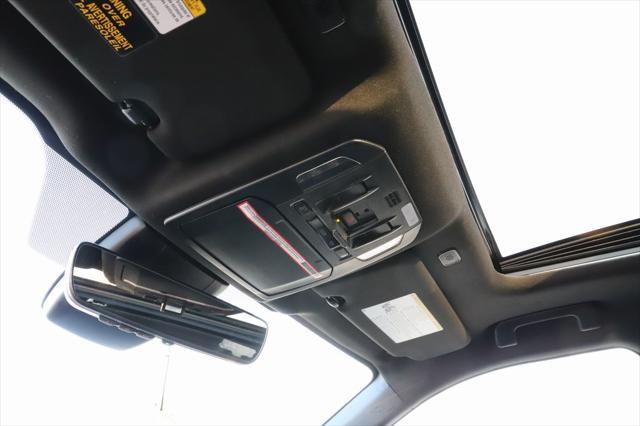 used 2023 Toyota Highlander car, priced at $43,787